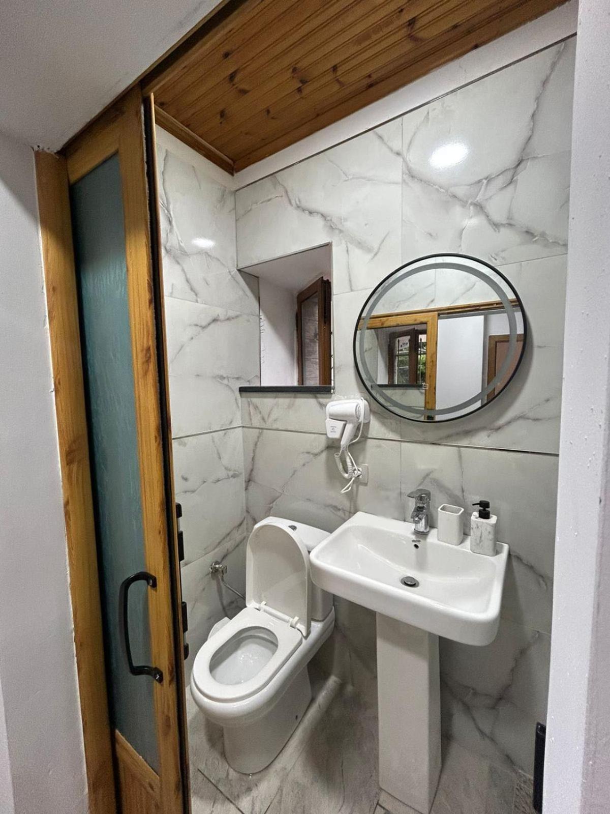Guest House Lengo Гірокастра Екстер'єр фото